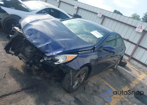 2013 Hyundai Sonata Gls from USA, damaged, VIN 5NPEB4AC7DH748639